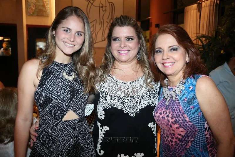 Bianca Menescal, Silvinha Carneiro e Silvana Girão