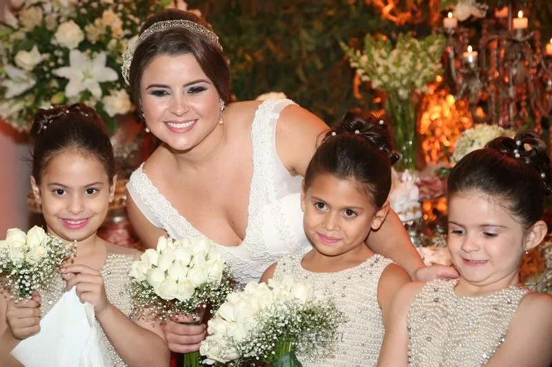 Noiva e daminhas