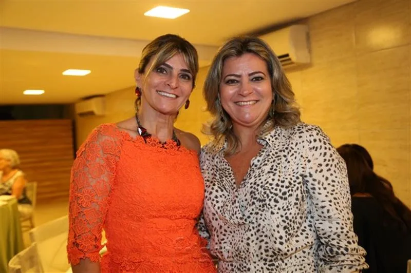 Cristiane e Luciana Estrela