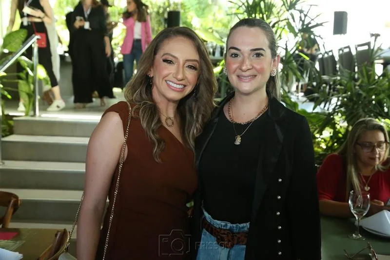 Ana Paula Dantas e Talita Maranhão