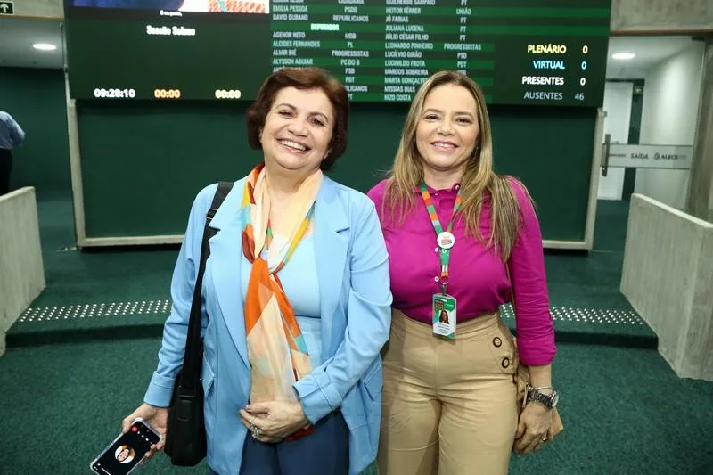Conceição Faheina e Clezia Leite