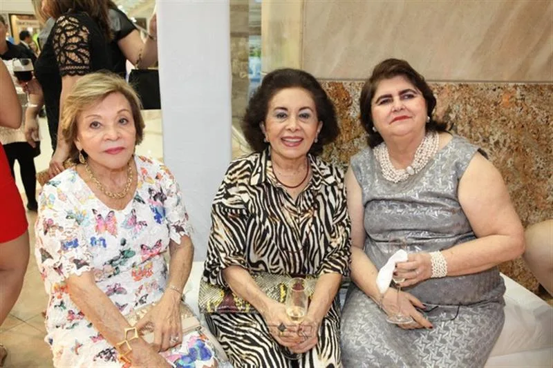 Adami, Erisina e Marimilia Leitão