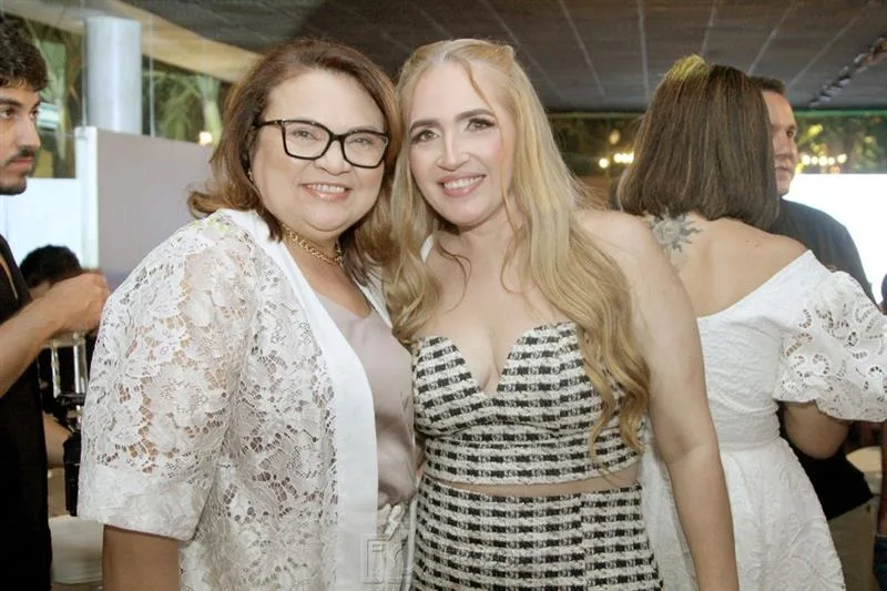 Carol Feitosa e Leidiane Rebouças