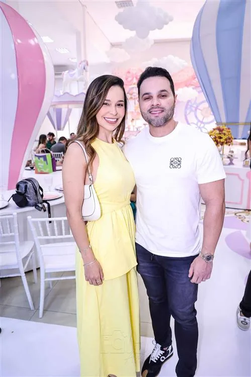 Amanda Holanda e Weyber Holanda