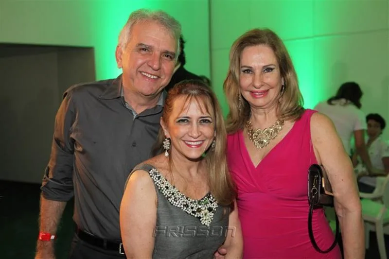 Antônio, Valéria Câmara e Celina Ferreira