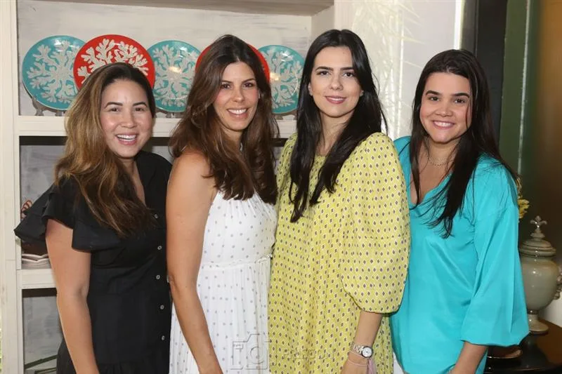 Carol Yamazaki, Fabiana Dias, Priscila Fontenele e Priscila Leal