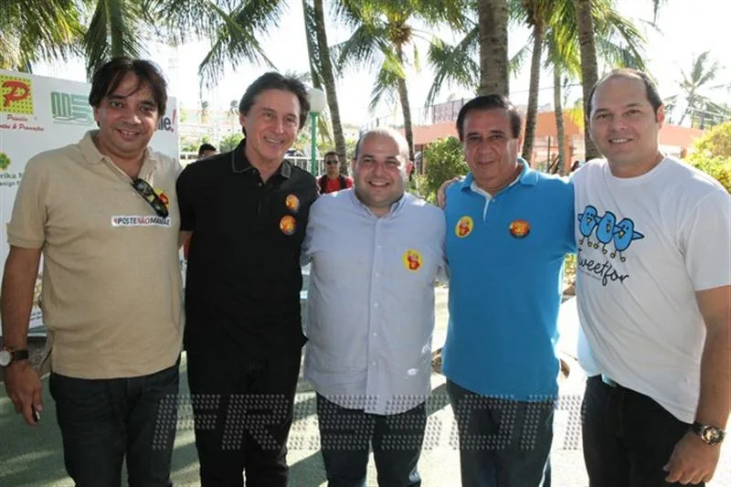 Carlos Gualter, Eunicio Oliveira, Roberto Claudio, Gaudencio Lucena e Freitas Junior.