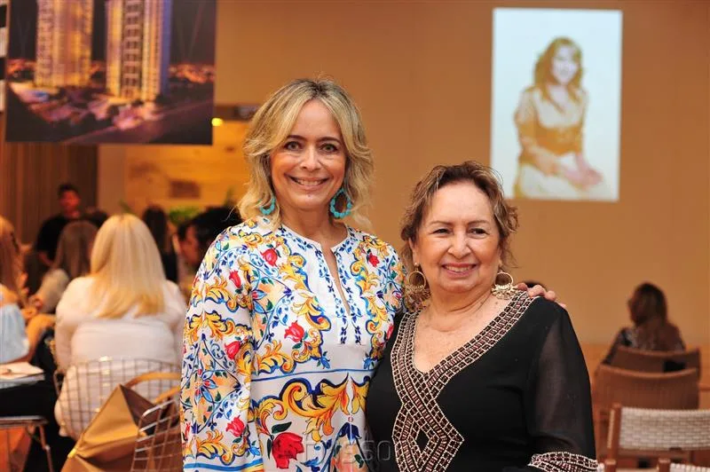 Andrea e Letícia Fialho