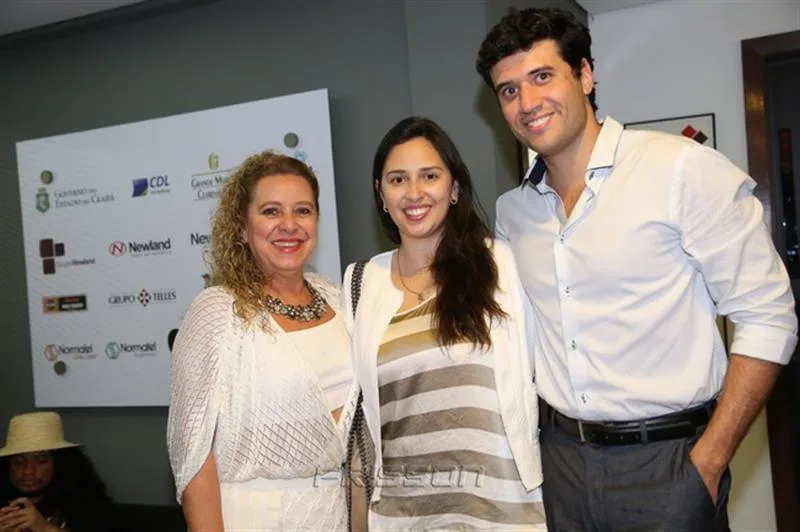 Brícia, Mayra e Alberto Dias