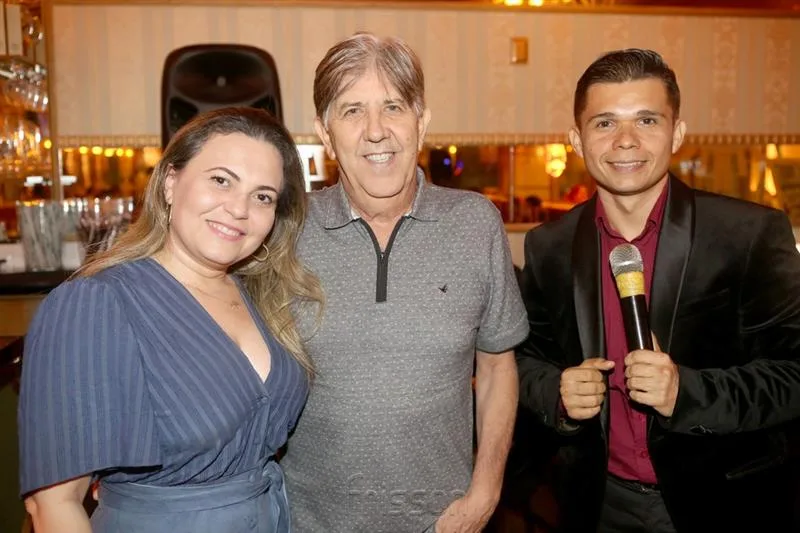 Tatiana, Ângelo Oliva e Ricardo Máximo