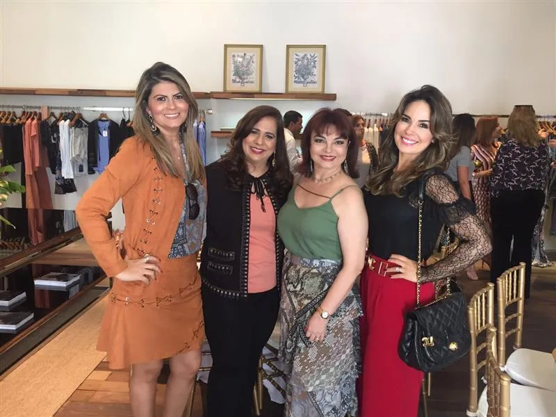 Michelinne Pinheiro, Martinha Assunção, Chris Leite e Eveline Fujita