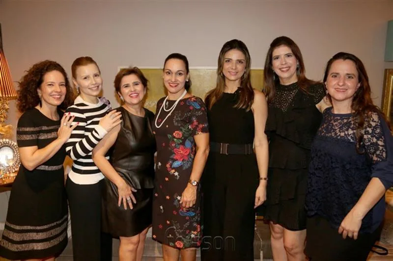 Camila Cavalcante, Patricia Benevides, Micheline Albuquerque, Carmen Pompeu, Rachel Teixeira, Juliana Melo e Fernanda Barroso