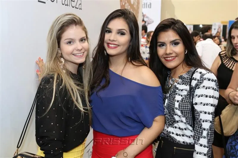 Andressa Telles, Gabriella Sanders, Ana Carolina Carvalho