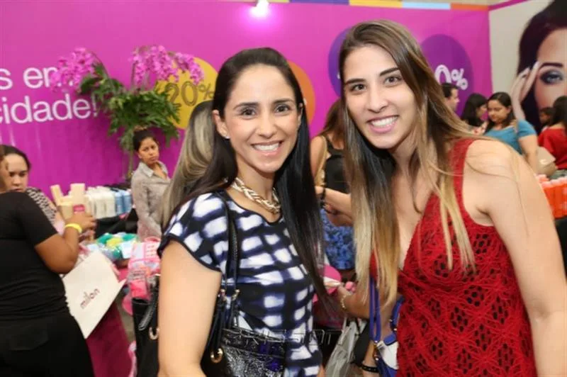 Fabiana Lins e Sara Maciel