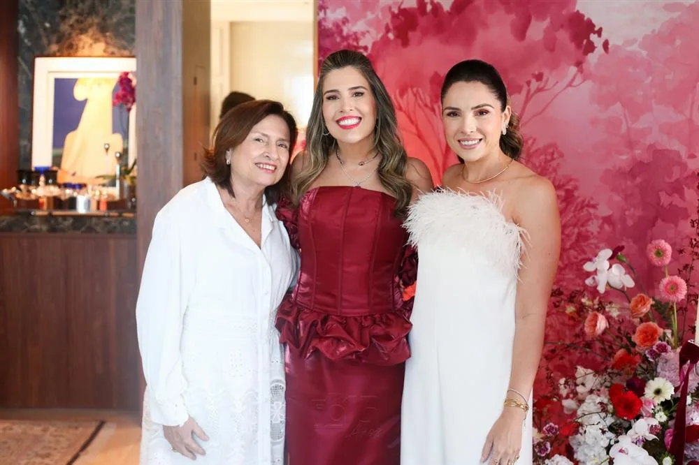 Ana Lúcia, Roberta e Lina Ponte