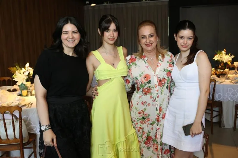Aline Lopes, Bruna Bezerra de Menezes, Vera Pessoa e Beatriz Bezerra de Menezes