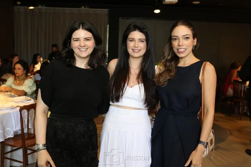 Aline Lopes, Débora Bezerra de Menezes e Rebeca Studart