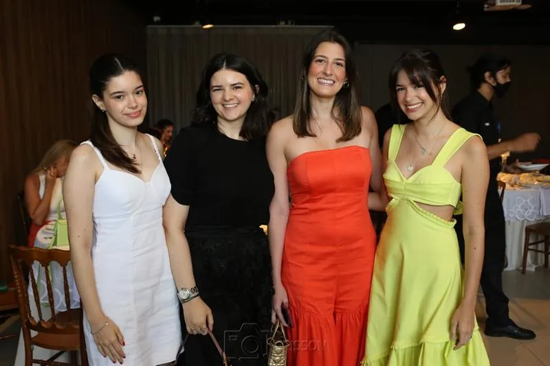Beatriz Bezerra de Menezes, Aline Lopes, Monna Rajeh e Bruna Bezerra de Menezes