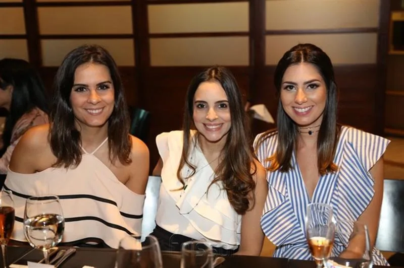 Debora Bandeira, Ticiana Machado e Nicole Pinheiro