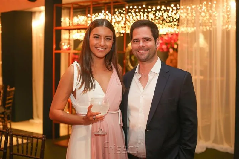 Camila Penone e Valmir Torres