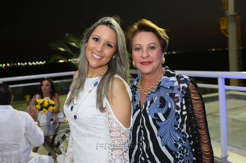 Ana Carmen Almeida e Solange Neves