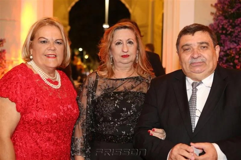 Beth Pordeus, Fany e Roberto Ribeiro