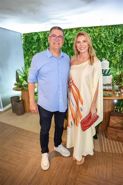 Adriano Ramalho e Regina Brito