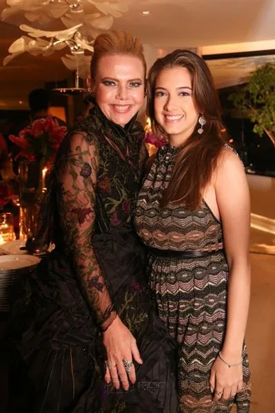 Branca e Liz Mourão