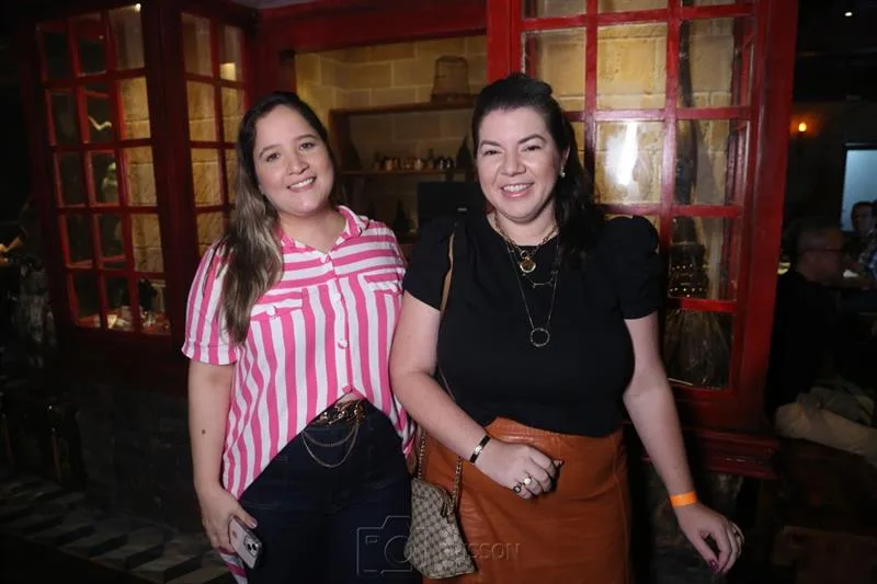 Ingrid Moura e Rebeca Stumpf