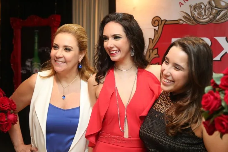 Andréa Delfino, Talita e Larissa Bezerra