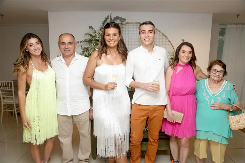Layanne Vasconcelos, Nilton Ribeiro, Samila Almeida, Leonan, Rosilma e Naisa Vasconcelos