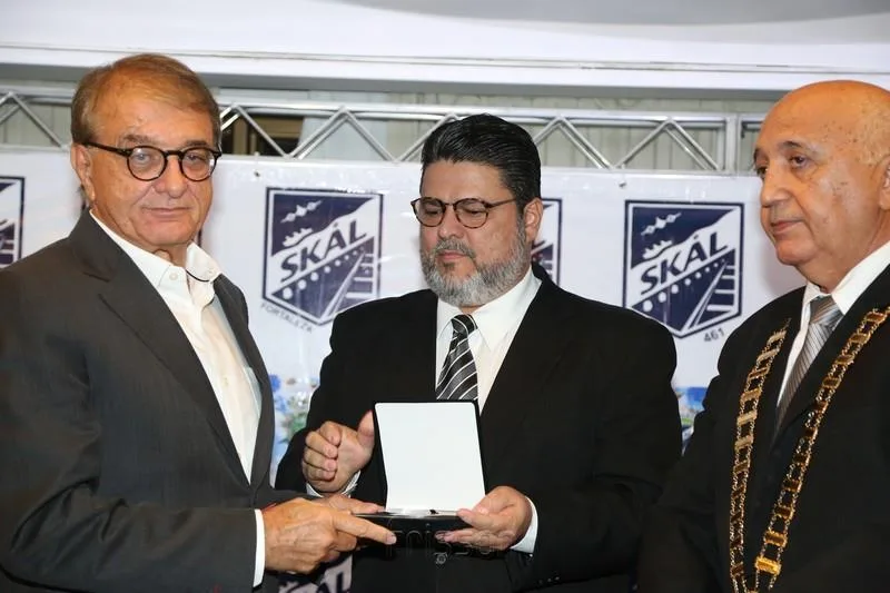 Arialdo Pinho e Colombo Cialdini