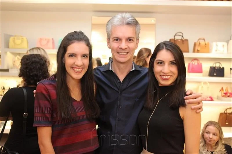 Beatriz, Claudio e Jéssica Brito