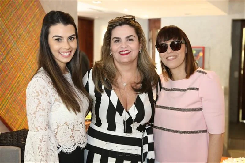 Camila Moreira, Vânia Viana e Fernanda Melo