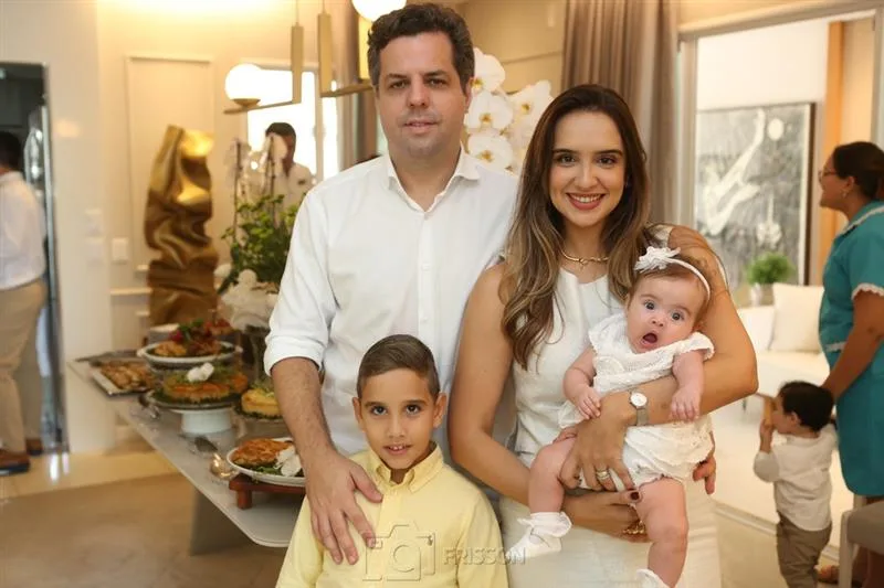 Cássio Pacheco e Liana Pacheco com Arthur e Nicole