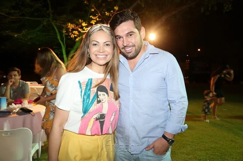 Solange Almeida e Leandro Andriani