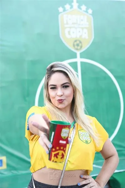 Elania Fernandes