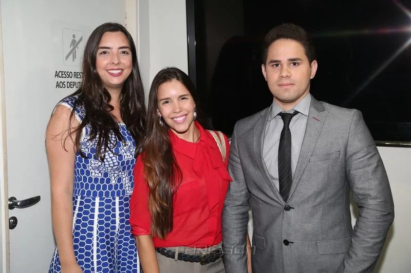 Elaine Aranha, Larissa Andrade e Italo Silveira