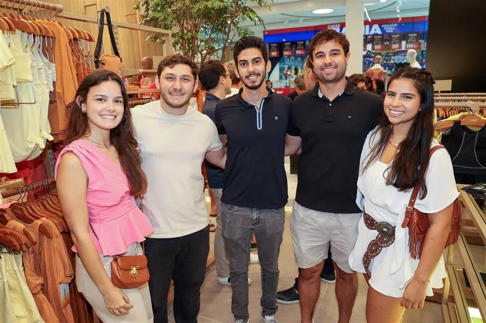 Ana Luisa Silveira, Marcos Brígido, Helder Cordeiro, Renan Meireles e Maria Clara Vasconcelos