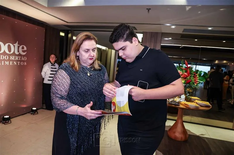 Anya Freire e Rene Filho