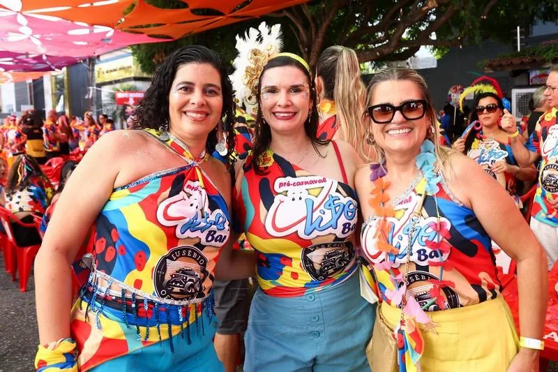 Aline França, Erika Pacheco e Yane Bezerra