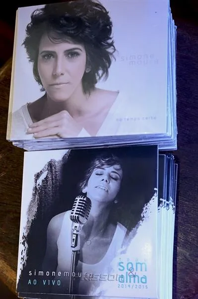 CD Simone Moura