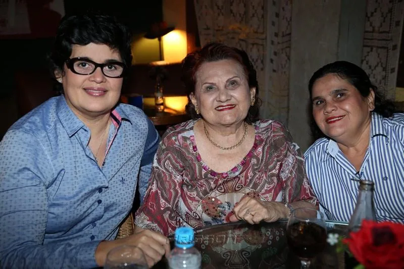 Cordélia Queiroz, Cléa Queiroz Leite e Daniela Queiroz Leite