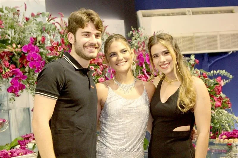 Arthur Magalhães, Gabriela da Escóssia e Cecilia Macedo
