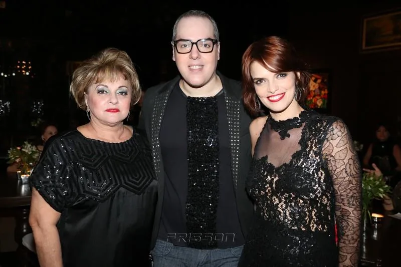Alessandra e Alysson Aragão e Daniele Bellin