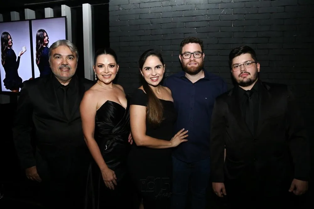 15 Anos de Maria Carolina Alves