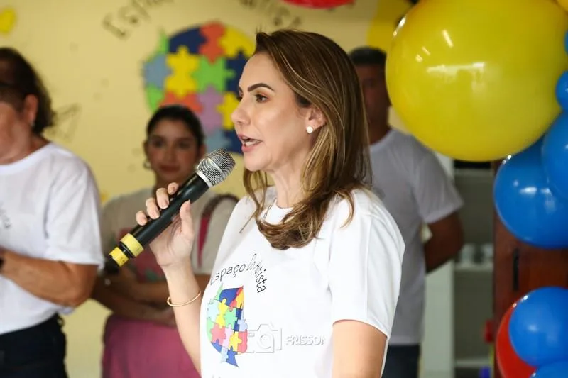 Adriana Queiroz