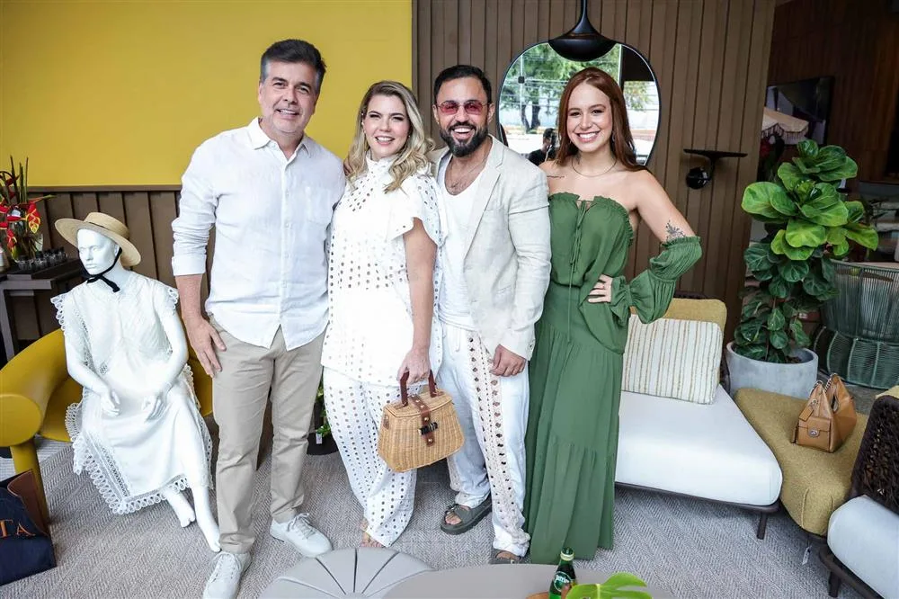Alexandre Pereira, Liliane Meira, Cicero Marx e Larissa Meira