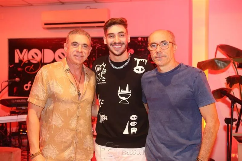 Douglas Santos, Diego Facó e Beto Santos