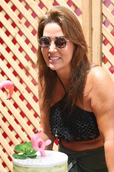 Ana Vládia Sales